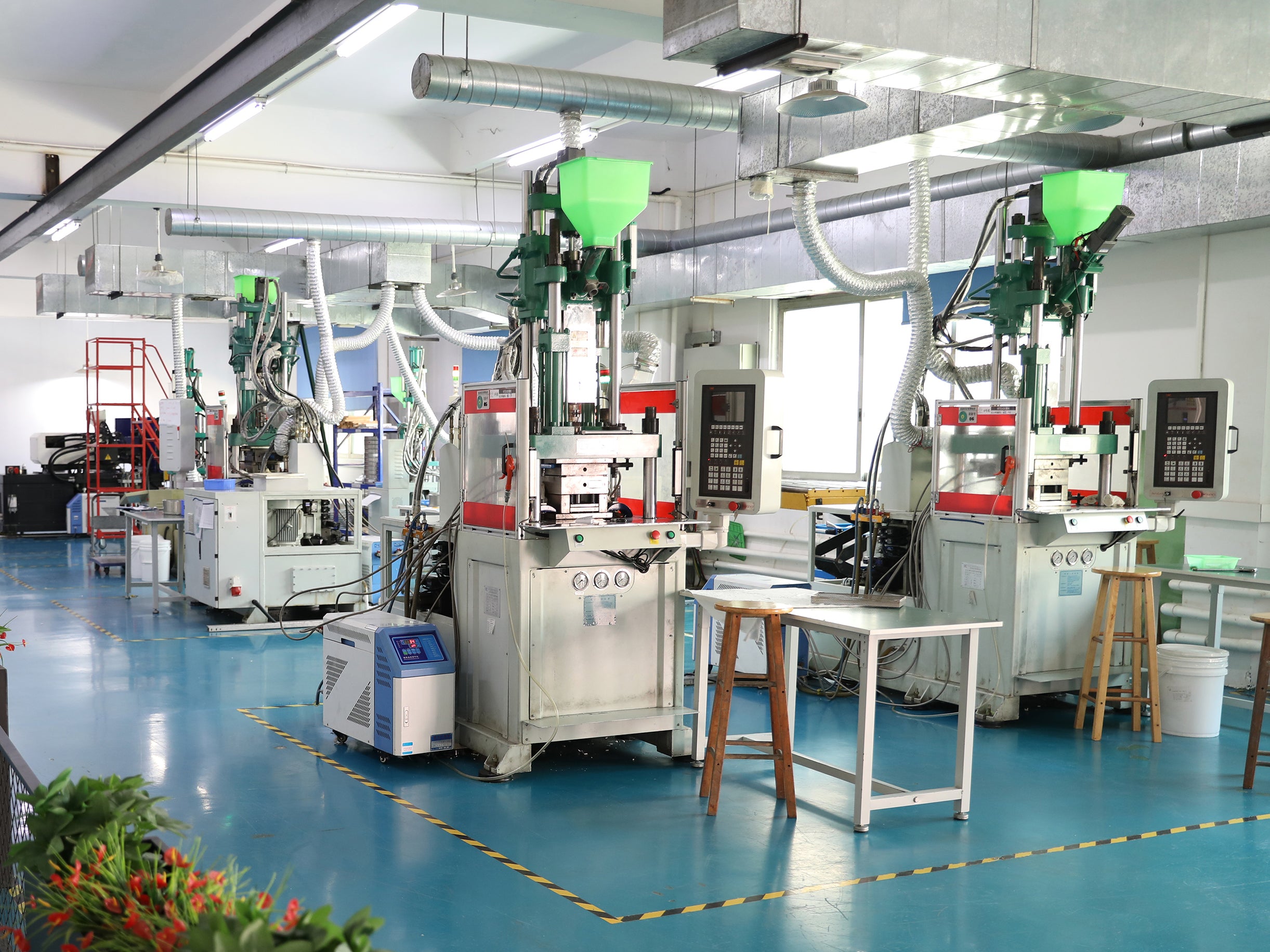 Metal Powder Metallurgy and MIM Injection Molding Line in China